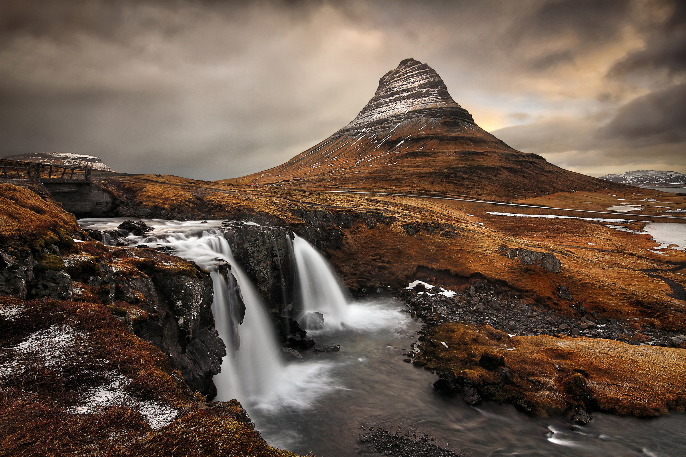 Colour_Silver_Medal_Gregory_McStraw_Catchlight_Camera_Club_Kirkjufell_Waterfall