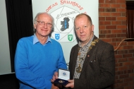 IPF President Dom Reddin presenting the audience vote medal to Ron Davies